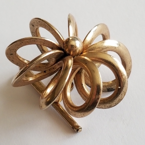 Vintage button stud pin gold tone open wire flower design - Picture 2 of 11